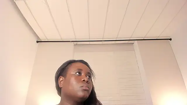 IvyBennet_ webcam