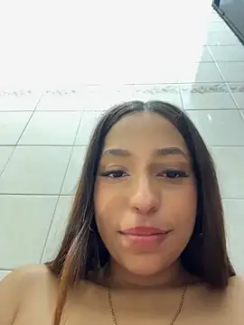 MiaCamille_ webcam