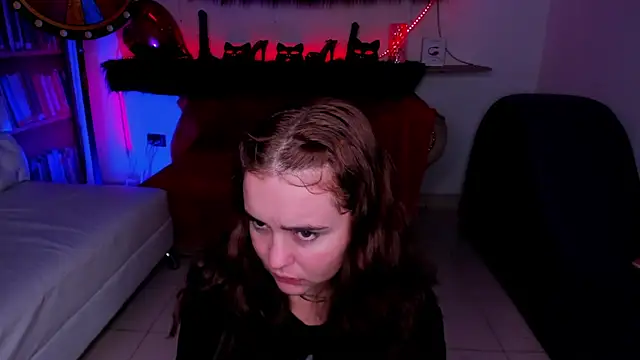 Shyfantasies webcam