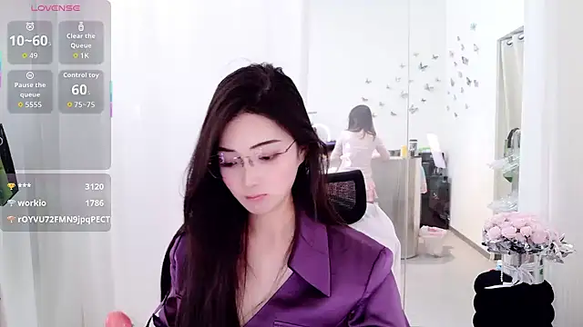 yangyang-777 from StripChat is Freechat