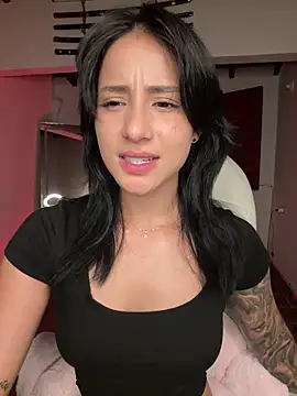online nude chat Ale Lewis