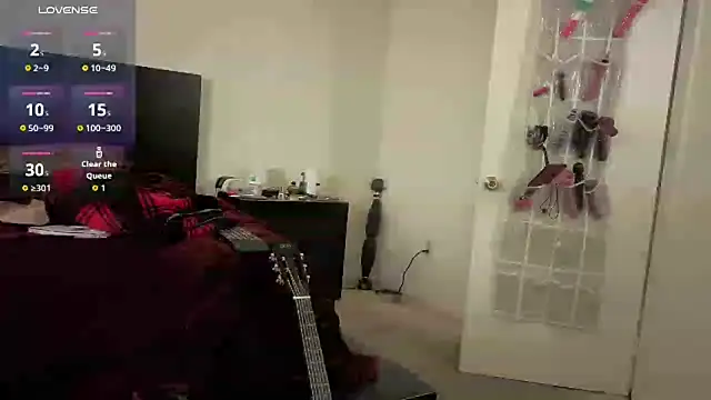 nyna_stax webcam