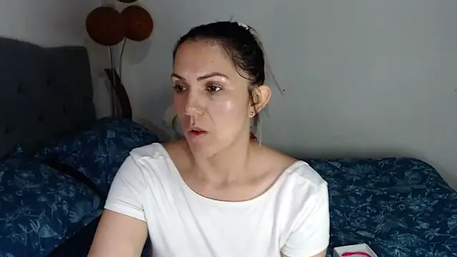 amateur webcam Chantal Hott