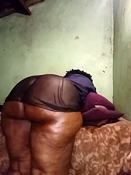Sweetblackassxxx505 webcam