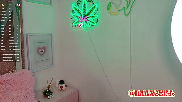 ScarlettRusso1 webcam