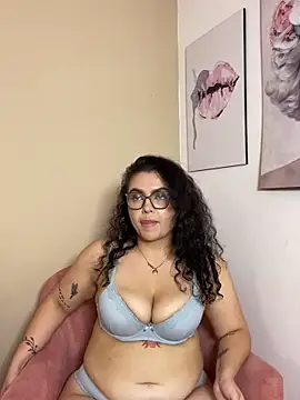 AlmaraRouge webcam