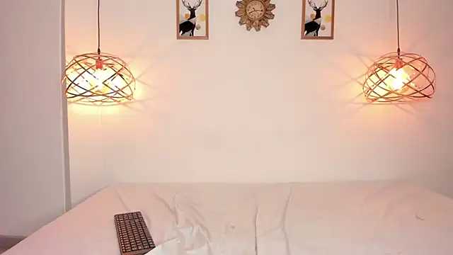Sallyrosee_ webcam