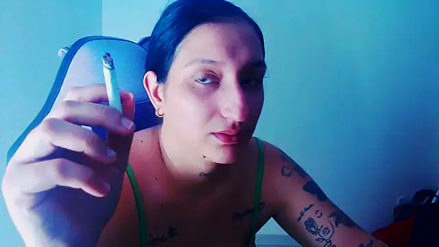 liz_dirty webcam