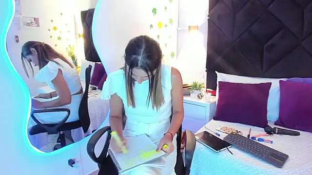 letiziia_sky1 webcam