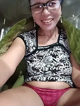 tina6886 - Tina6886's free webcam - UK Sex Cams