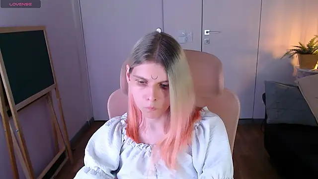 lunaex_ - LunaEx_'s free webcam - UK Sex Cams