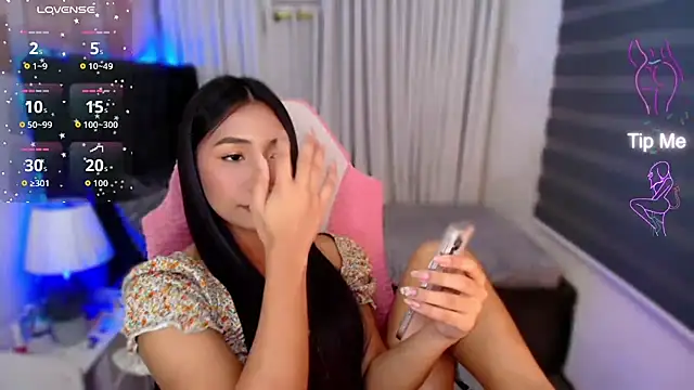 Model: fuckingnaughtyjade