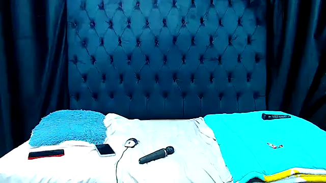 dark_slim_thick - Dark_Slim_Thick's free webcam - UK Sex Cams