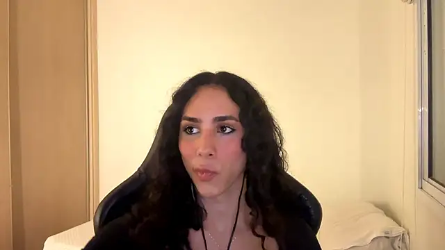 takakoathan - TakakoAthan's free webcam - UK Sex Cams
