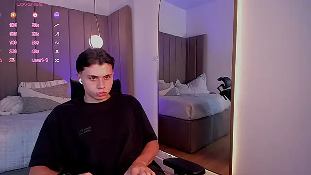 liam_salvatoree live sex cam