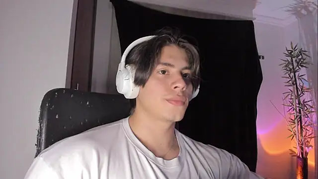 Giordano_Russo live sex cam