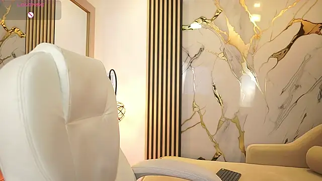 EmmaWalkerr_ webcam