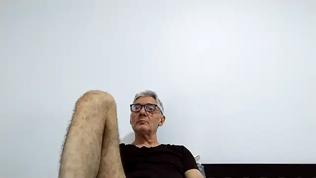 BIGUNCUTHARDCOCK webcam