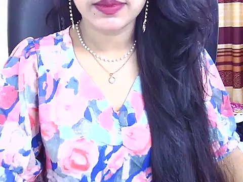 Noor_Zarin webcam