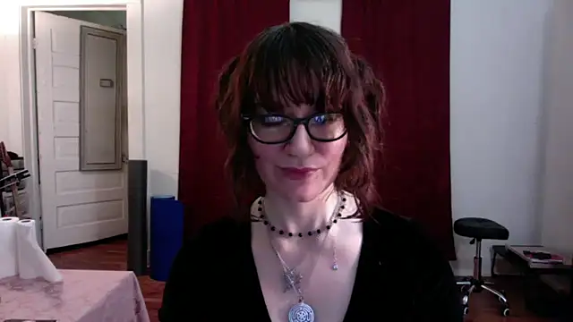 AnnywnBelle