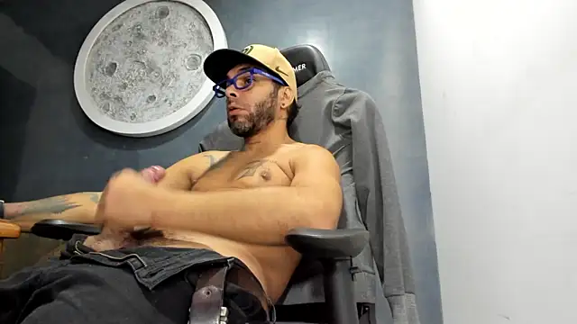 kevin_collins76 webcam
