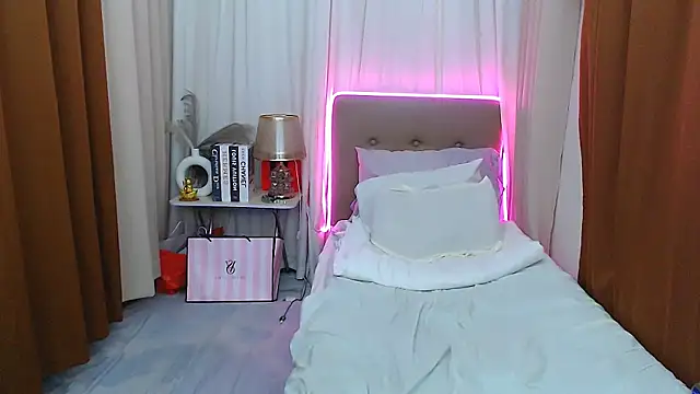 scarlet_smith7 webcam