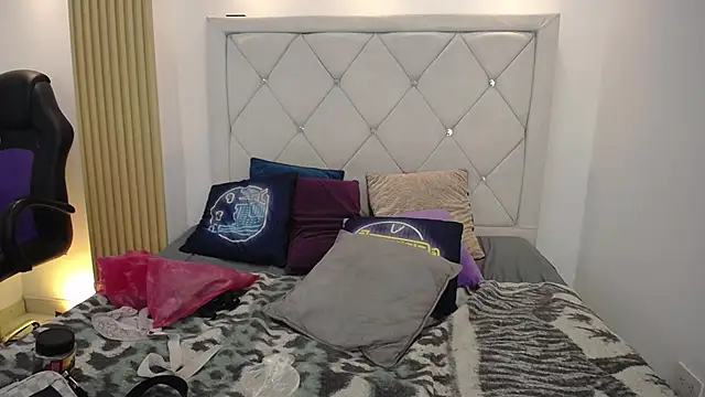 Anaciet_Evans webcam