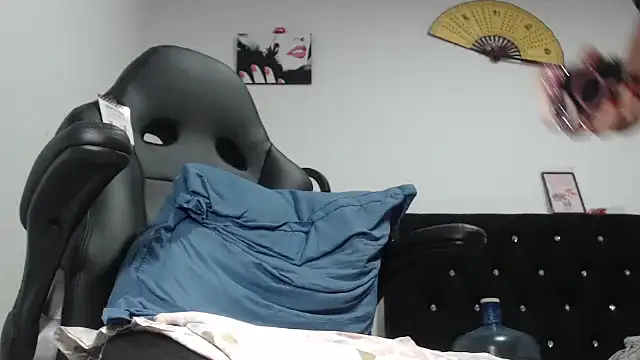pamelabigcock69 webcam