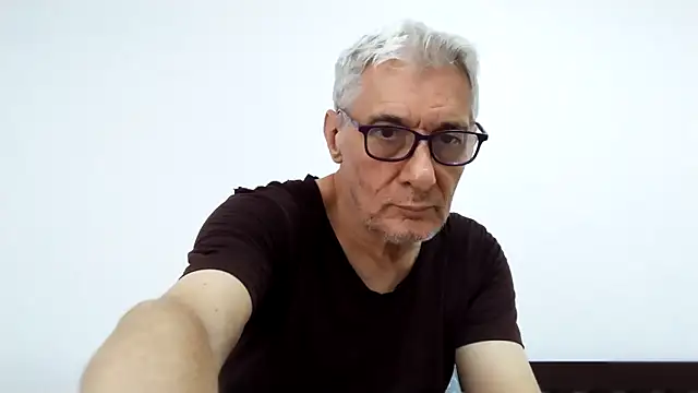 BIGUNCUTHARDCOCK webcam