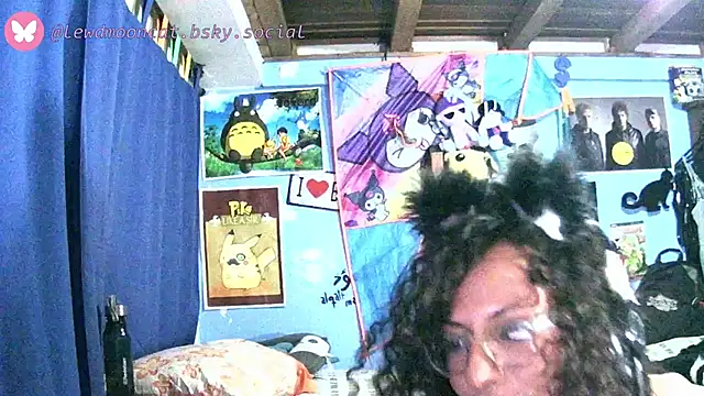 lewd_mooncat webcam