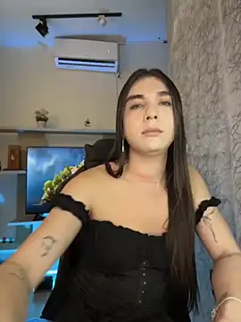 saracaball_ webcam