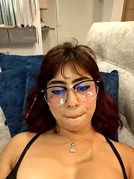 Sarah_Lark- webcam