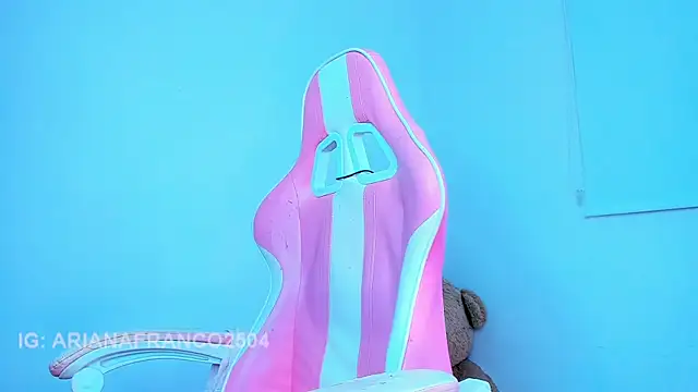 Ariana_f webcam