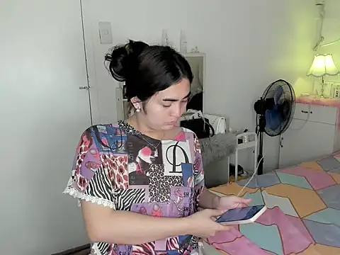 nica_doll webcam