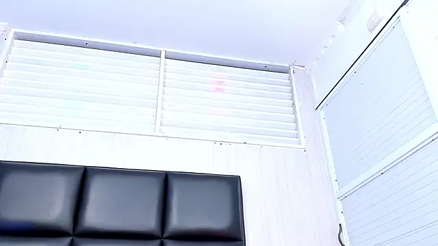 hairy_jordan webcam