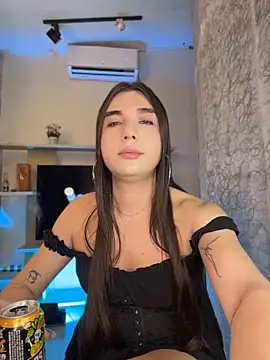 saracaball_ webcam