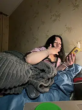 Naughtbaby_2025 webcam
