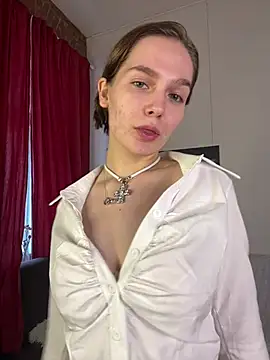 MyKittySayMeow from StripChat is Freechat