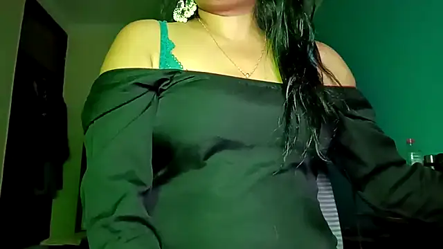 YourDesi_Laila_