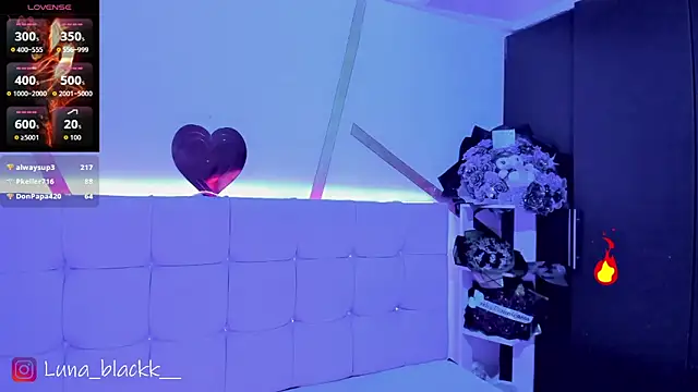 Luna_blackk webcam