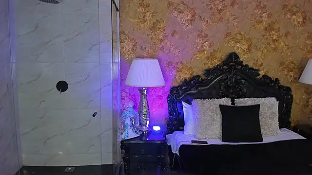 alanna_blaze webcam