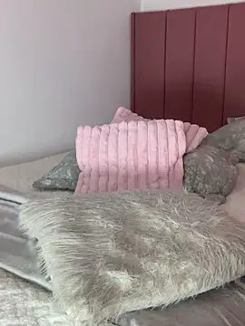 elegant__rouse webcam