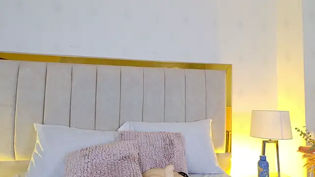 Carrie_GB webcam