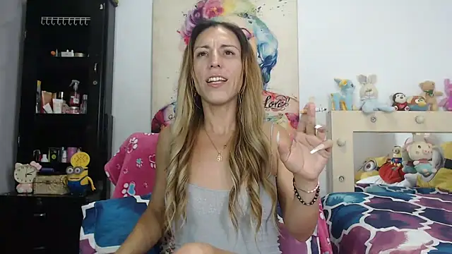 aleera_starxx982 webcam
