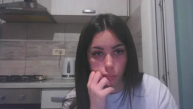 LovelyJulliette webcam