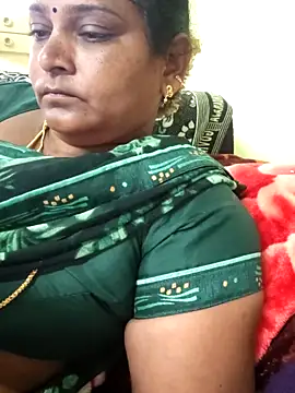Shivanyasree webcam