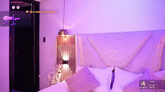 Kat_Saky webcam