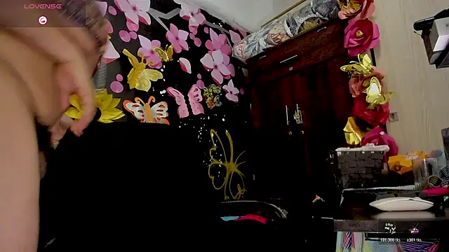 DirtyKhloy webcam