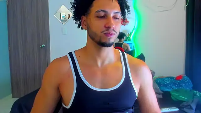 Kris_Khalifa69 webcam