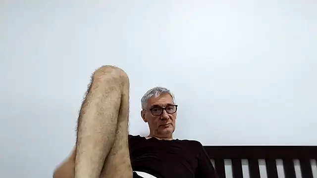 BIGUNCUTHARDCOCK webcam
